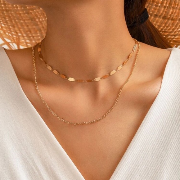 Jewelry - 3/$30 Gold Simple Double Layered necklace